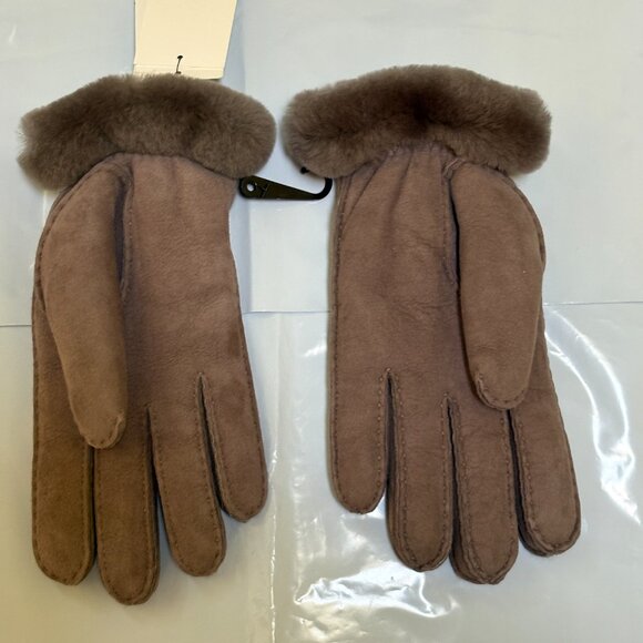 UGG Sz L Classic Perforated Genuine Shearling Warm Gloves Stormy Grey $155